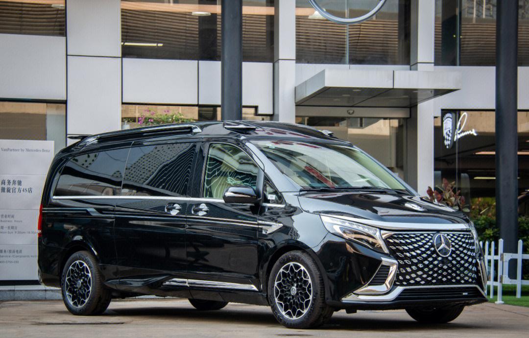 2021新款奔驰V260L商务车，傲旋大白鲨实拍体验测评